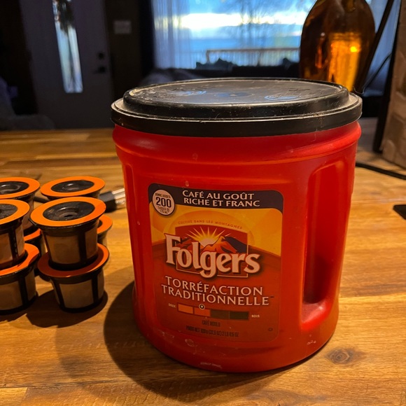 Keurig coffee maker - Picture 4 of 4